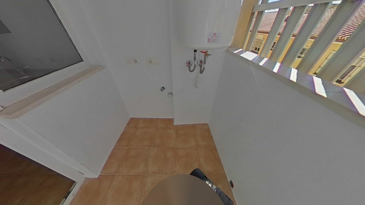 VIVIENDA DE 3 HABITACIONES 2 BAÑOS ALQUILADA CON SEGURO DE IMPAGO EN EL RINCON DE LA VICTORIA — Foto 2