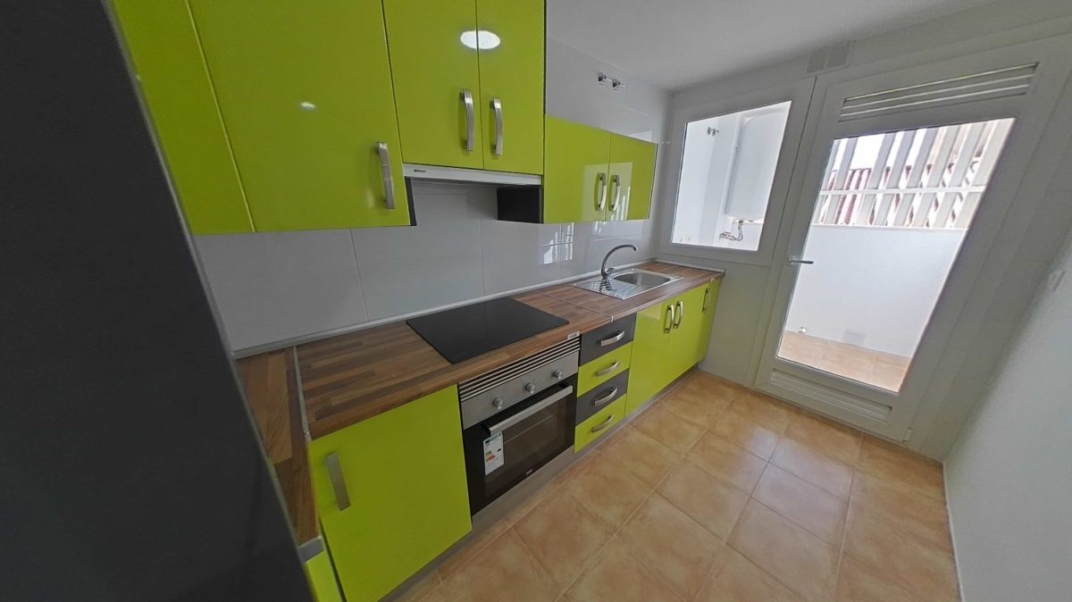 VIVIENDA DE 3 HABITACIONES 2 BAÑOS ALQUILADA CON SEGURO DE IMPAGO EN EL RINCON DE LA VICTORIA — Foto 8