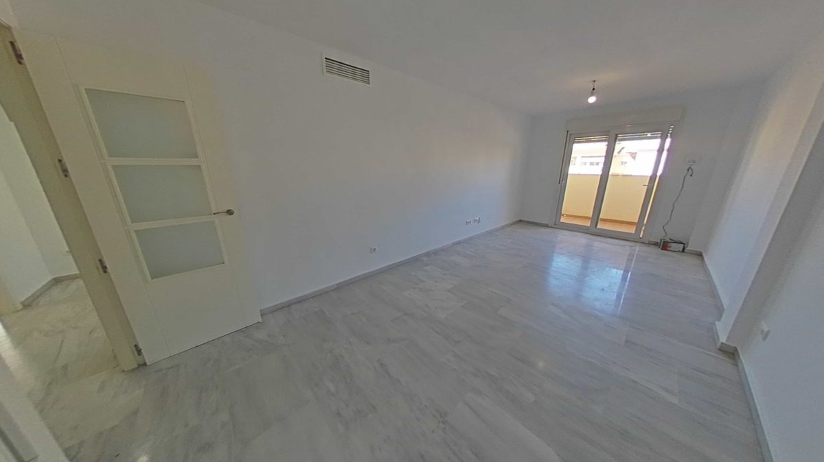VIVIENDA DE 3 HABITACIONES 2 BAÑOS ALQUILADA CON SEGURO DE IMPAGO EN EL RINCON DE LA VICTORIA — Foto 25