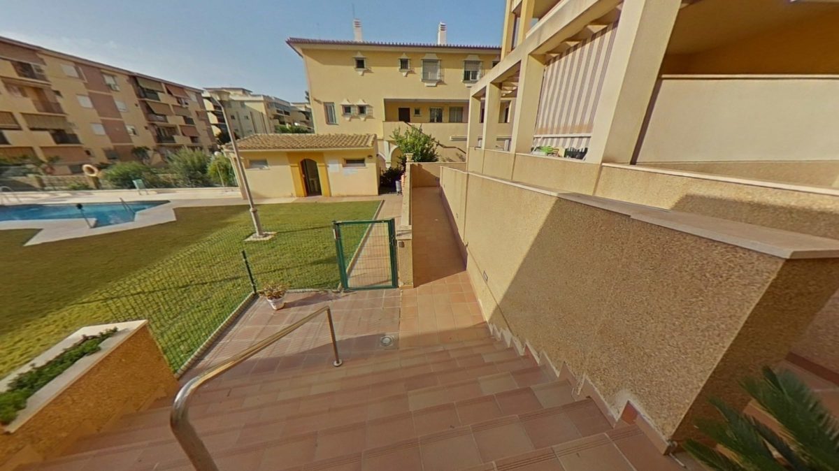 VIVIENDA ALQUILA CON SEGURO DE IMPAGO DE 2 HACITACIONES 2 BAÑOS EN EL RINCÓN DE LA VICTORIA — Foto 2