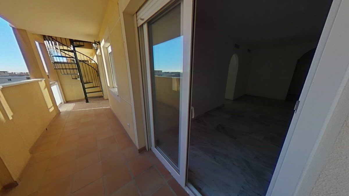 VIVIENDA ALQUILA CON SEGURO DE IMPAGO DE 2 HACITACIONES 2 BAÑOS EN EL RINCÓN DE LA VICTORIA — Foto 9