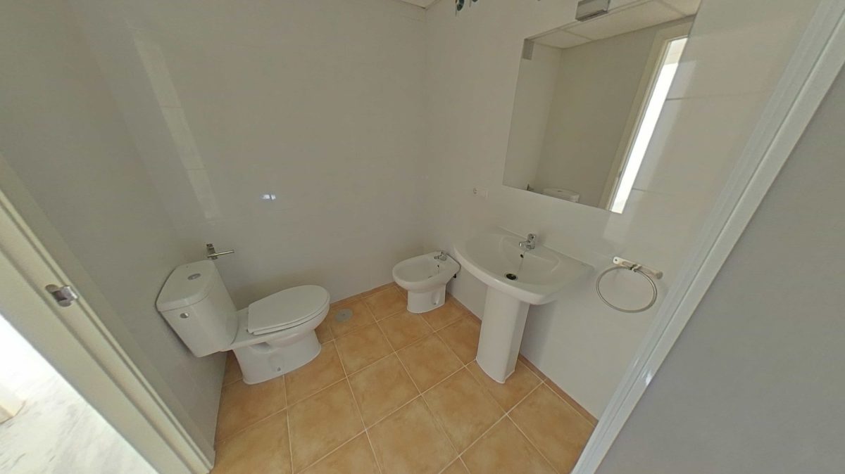 VIVIENDA ALQUILA CON SEGURO DE IMPAGO DE 2 HACITACIONES 2 BAÑOS EN EL RINCÓN DE LA VICTORIA — Foto 12