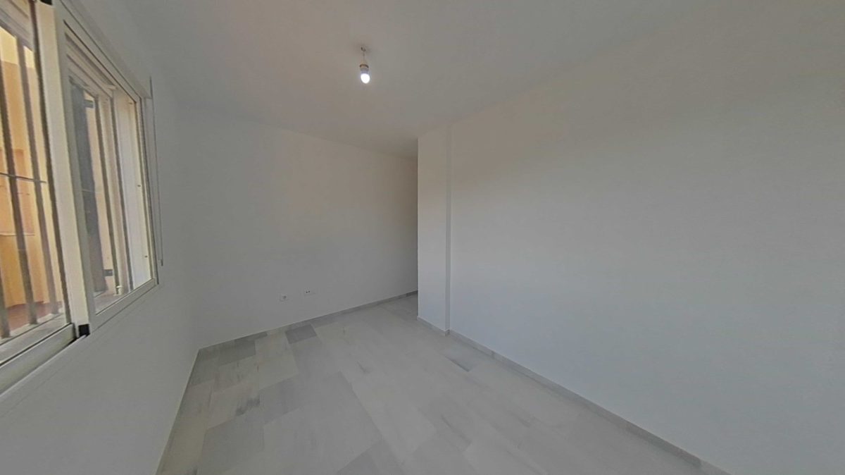 VIVIENDA ALQUILADA EN AÑORETA 3 HABITACIONES 2 BAÑOS CON SEGURO DE IMPAGO — Foto 10