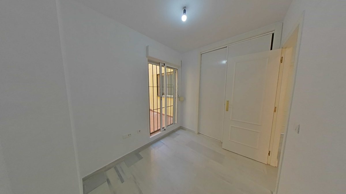 VIVIENDA ALQUILADA EN AÑORETA 3 HABITACIONES 2 BAÑOS CON SEGURO DE IMPAGO — Foto 20