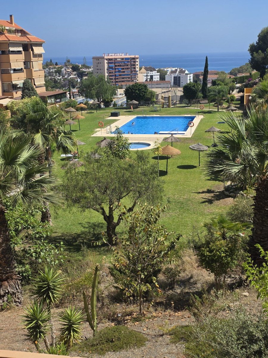 Venta piso con terraza en urbanización En el palo — Foto 1