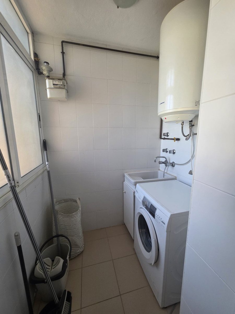 Venta piso con terraza en urbanización En el palo — Foto 9