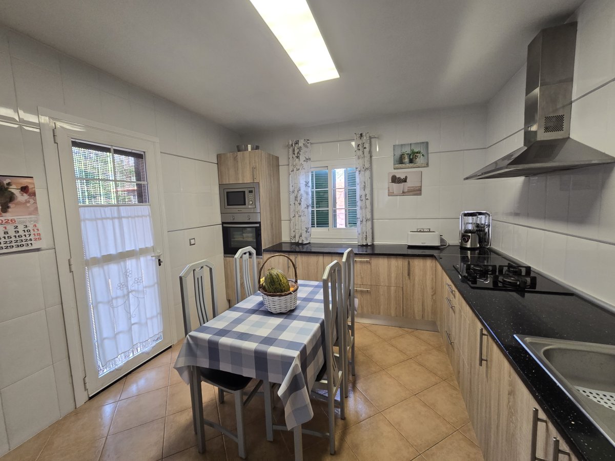 Chalet en venta en Marratxí - Amplia parcela y jardín — Foto 8