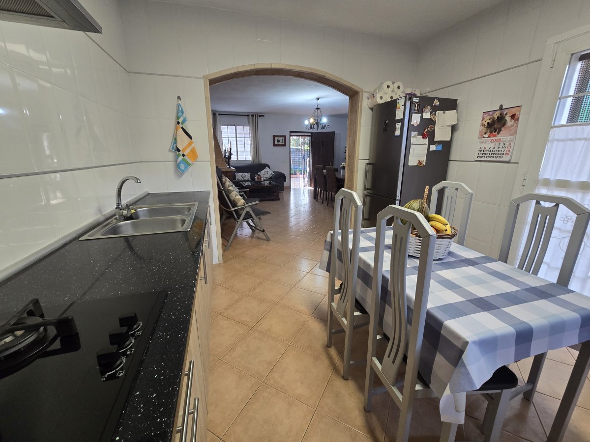 Chalet en venta en Marratxí - Amplia parcela y jardín — Foto 9