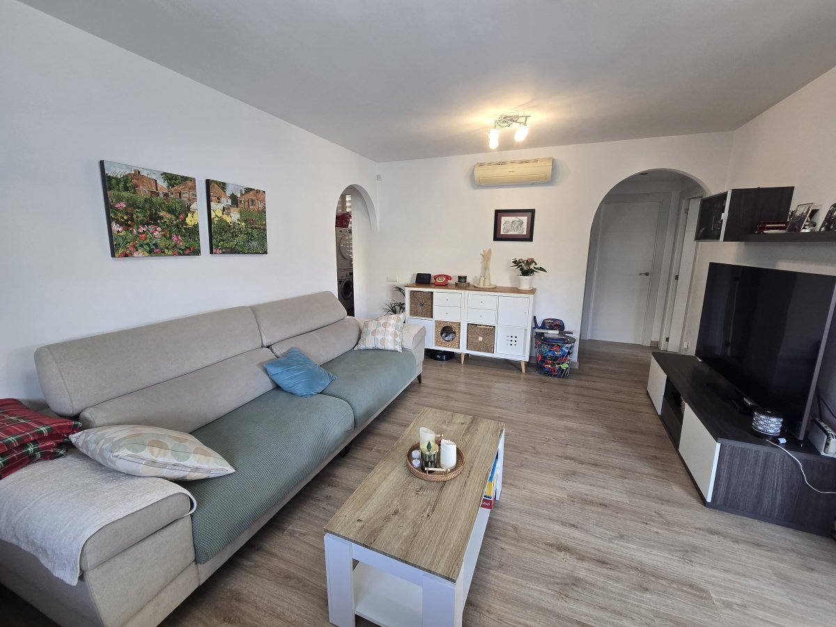 Piso en venta en Marratxi - 2 hab, terraza — Foto 13