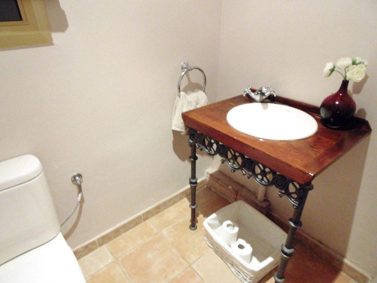 Villa pareada en la urb de la sierrezuela. Reforma a tu gusto. Una de las mejores  zonas residenciales junto a Fuengirola — Foto 22