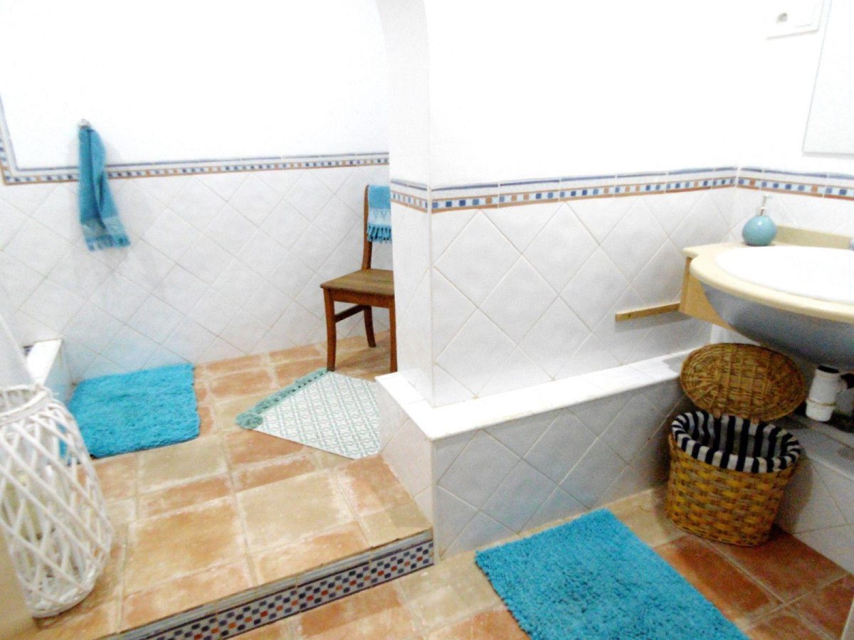 Villa pareada en la urb de la sierrezuela. Reforma a tu gusto. Una de las mejores  zonas residenciales junto a Fuengirola — Foto 21