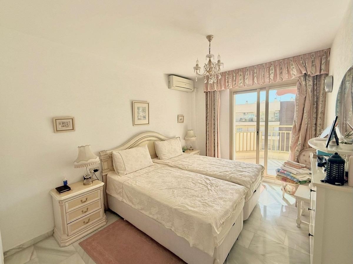 Magnífico piso en primera línea de playa en Fuengirola – Vistas panorámicas al mar — Foto 13
