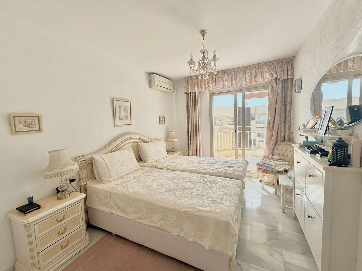 Magnífico piso en primera línea de playa en Fuengirola – Vistas panorámicas al mar — Foto 10