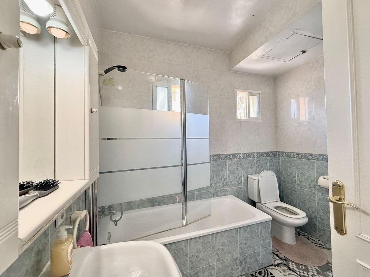 Piso en venta en Torreblanca baja con piscina, parking y cerca de la playa – 3 dormitorios — Foto 10