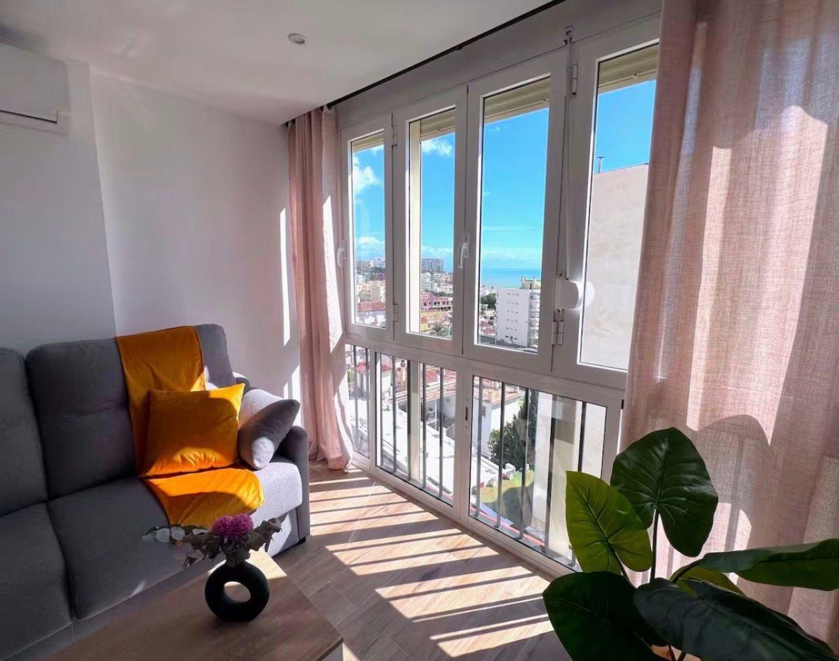 Estudio con vistas al mar en Montemar (Torremolinos) con licencia turística – Ideal inversión Costa del Sol — Foto 7
