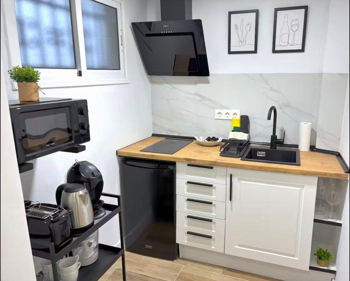 Estudio con vistas al mar en Montemar (Torremolinos) con licencia turística – Ideal inversión Costa del Sol — Foto 10