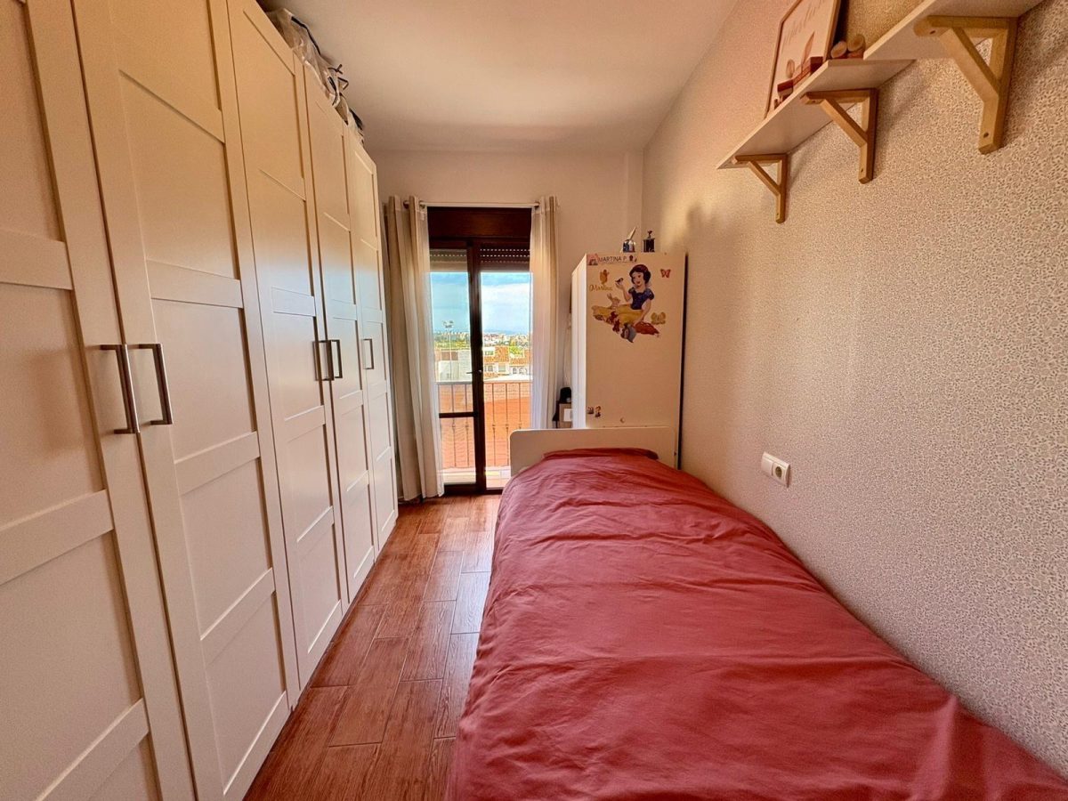 Piso en excelentes condiciones. 239.000€. Listo para entrar a vivir en Las Lagunas de Mijas — Foto 16