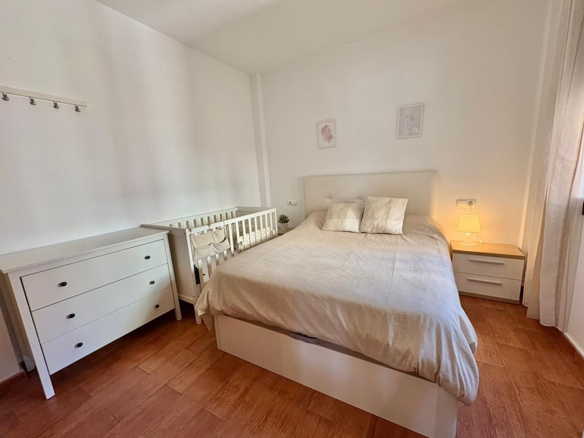 Piso en excelentes condiciones. 239.000€. Listo para entrar a vivir en Las Lagunas de Mijas — Foto 12