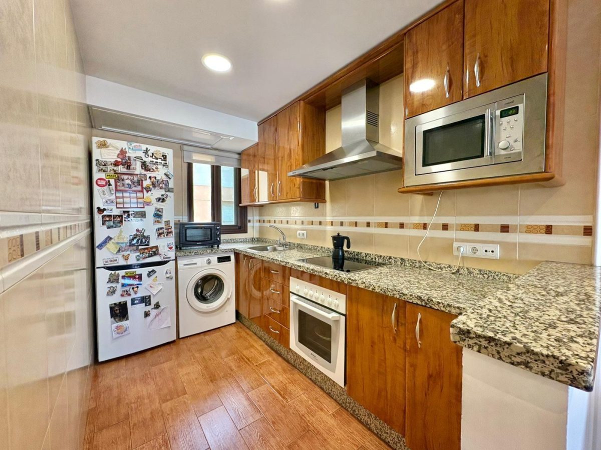 Piso en excelentes condiciones. 239.000€. Listo para entrar a vivir en Las Lagunas de Mijas — Foto 4