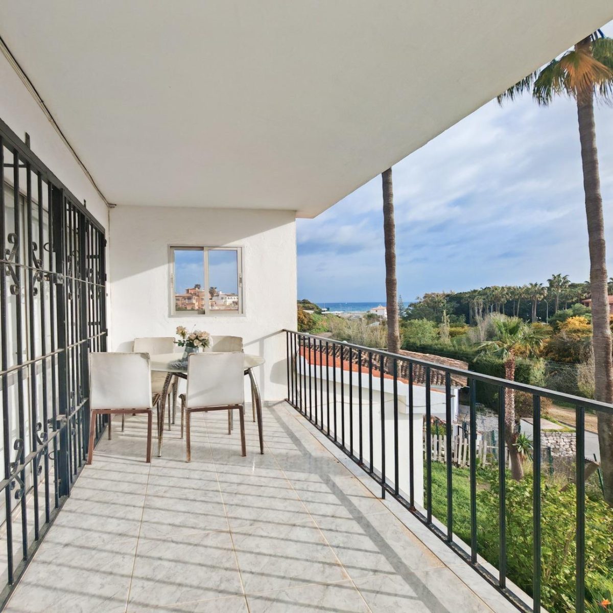 Piso en El Faro con Vistas al Mar y a 2 Minutos de la Playa – Costa del Sol — Foto 1