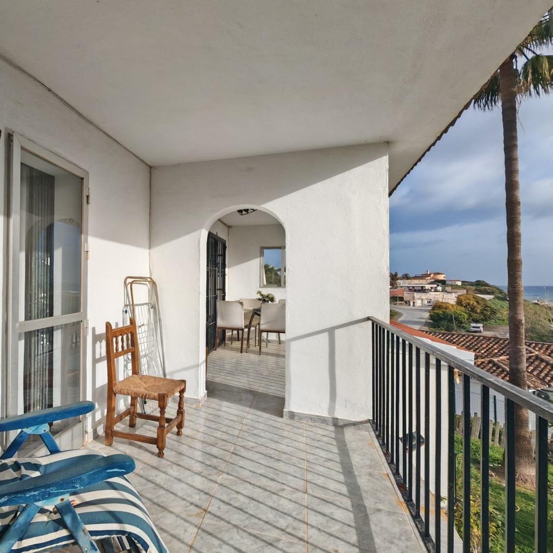 Piso en El Faro con Vistas al Mar y a 2 Minutos de la Playa – Costa del Sol — Foto 14