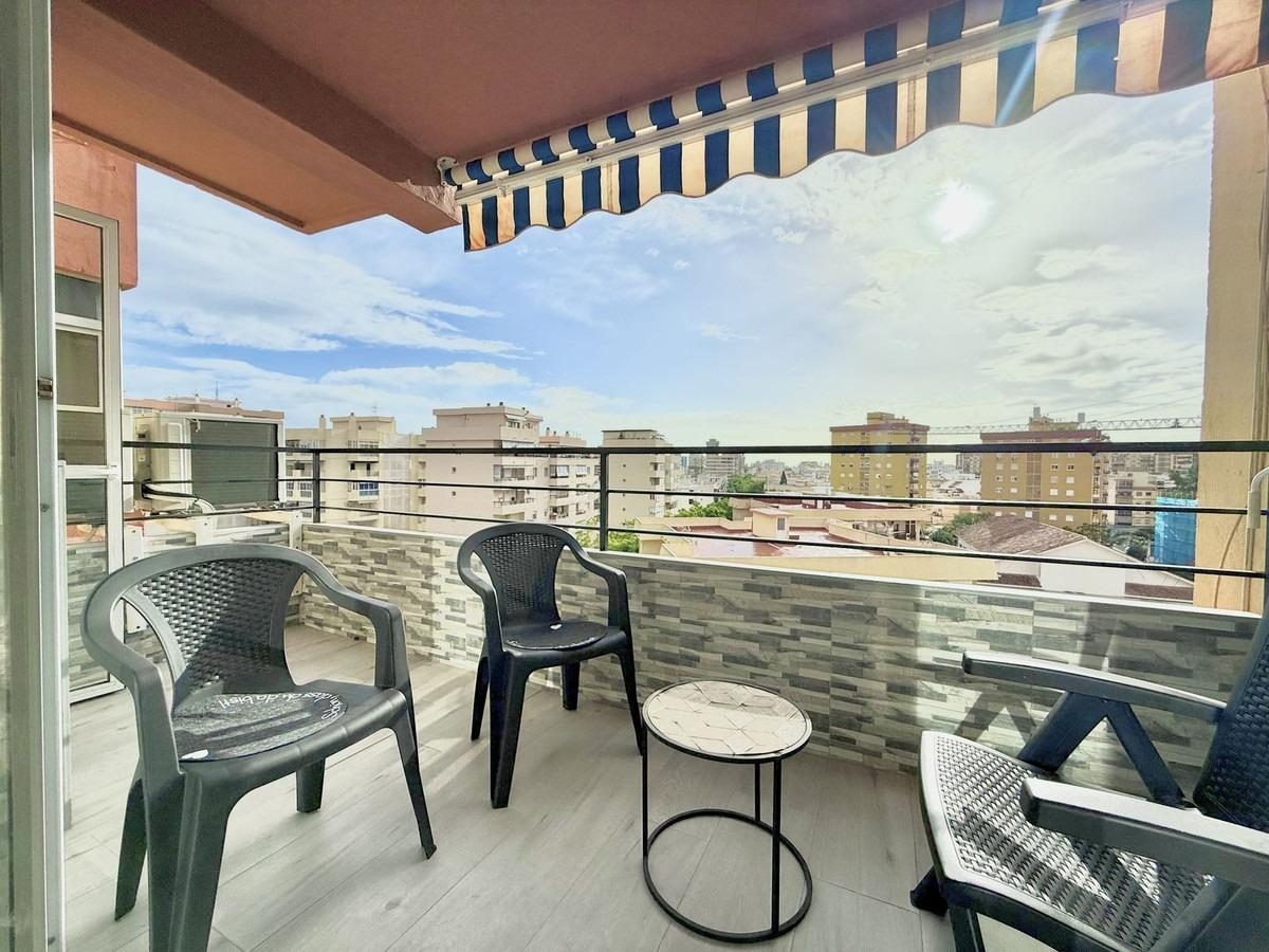 Ático en venta en Fuengirola centro, 3 dormitorios, terraza sur y vistas al mar – Costa del Sol — Foto 2