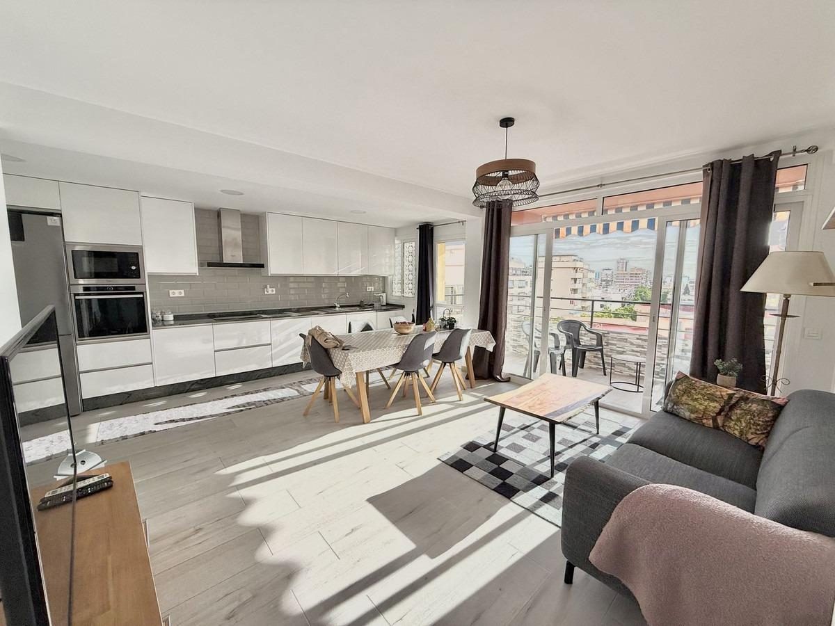 Ático en venta en Fuengirola centro, 3 dormitorios, terraza sur y vistas al mar – Costa del Sol — Foto 5