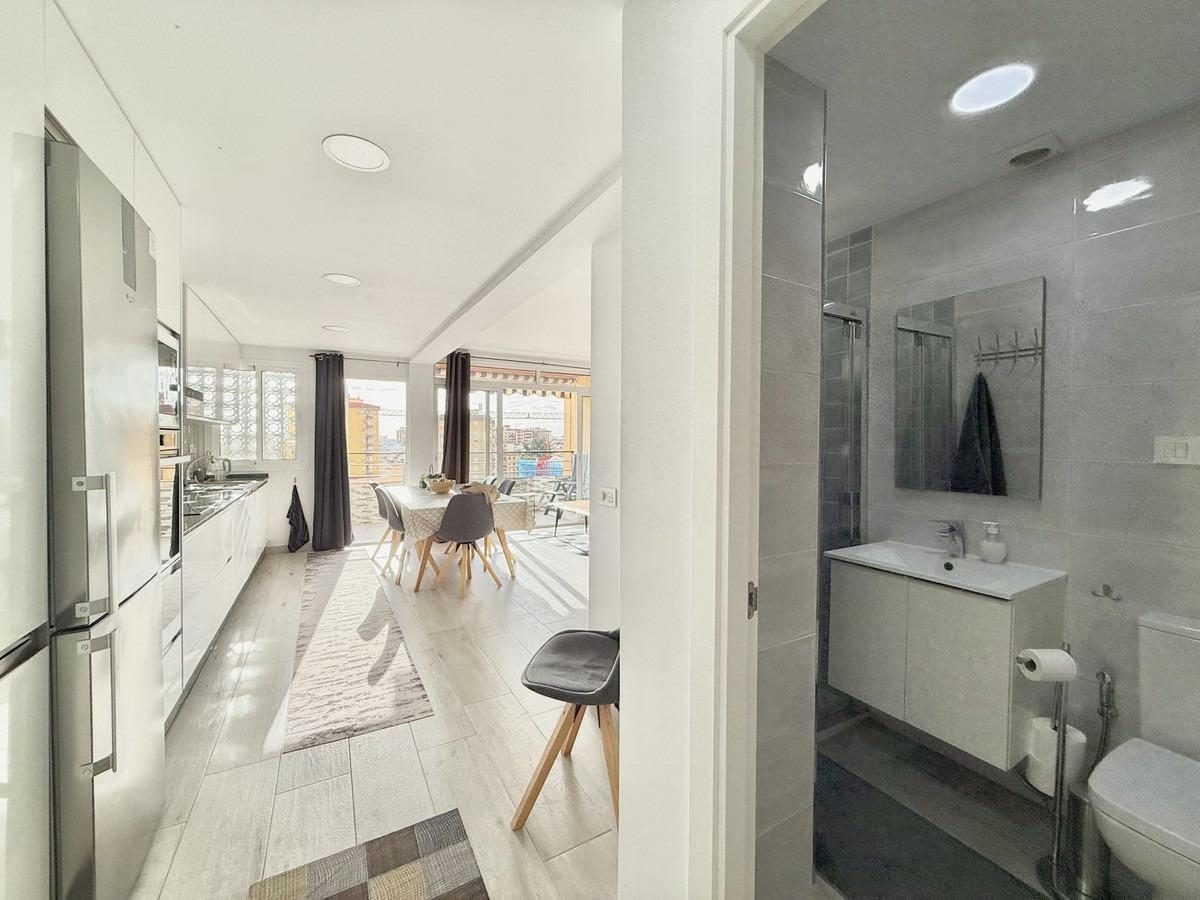 Ático en venta en Fuengirola centro, 3 dormitorios, terraza sur y vistas al mar – Costa del Sol — Foto 13