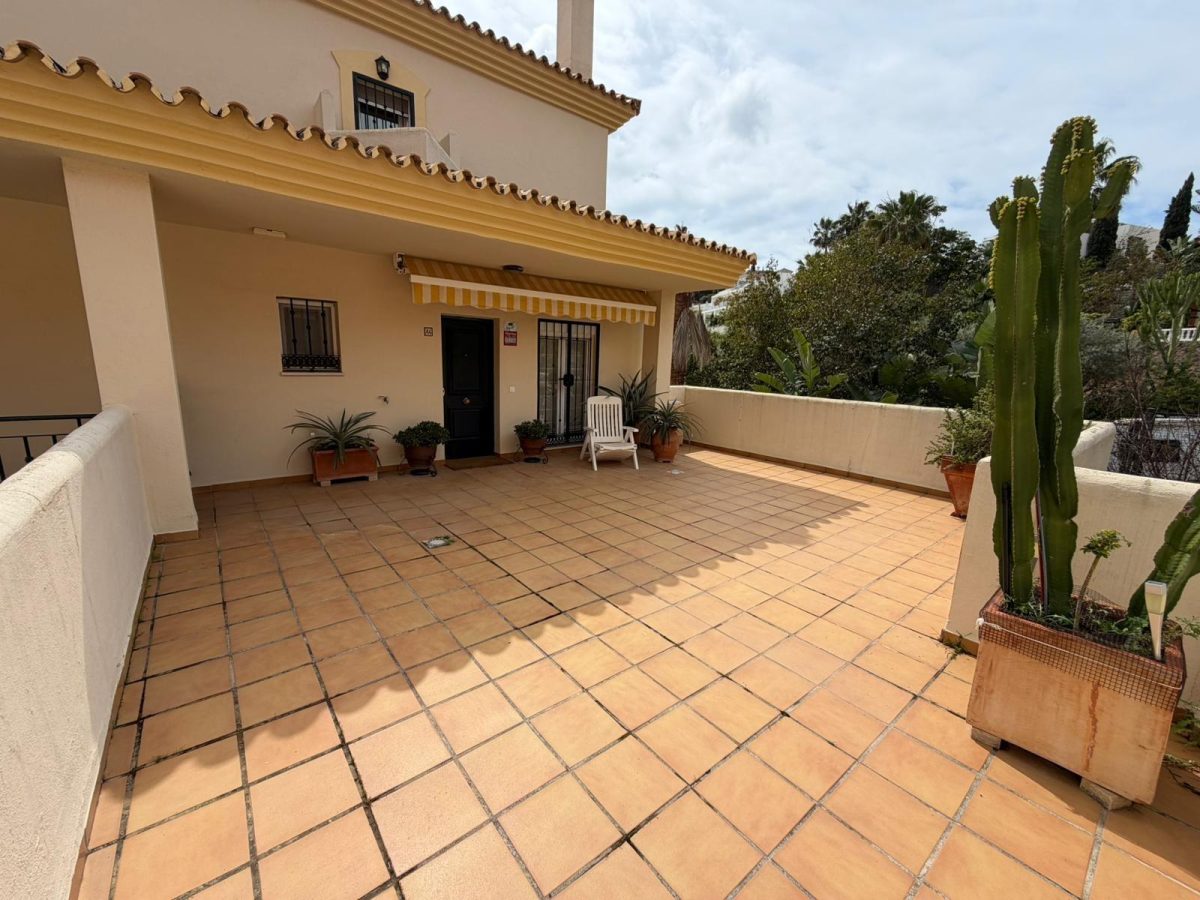 Dúplex en Elviria con Vistas al Mar | Terraza, Garaje y Mucha Luz | Costa del Sol — Foto 27