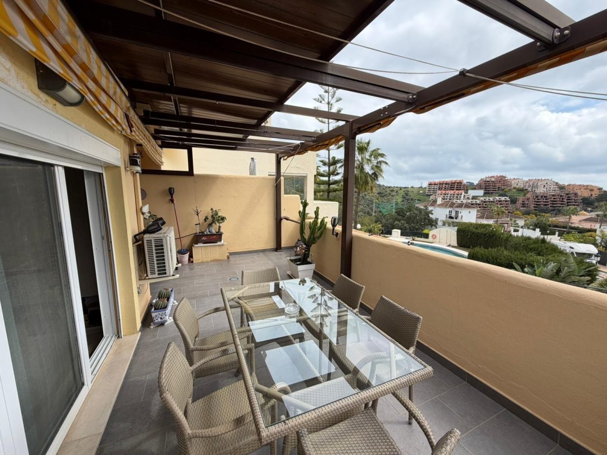 Dúplex en Elviria con Vistas al Mar | Terraza, Garaje y Mucha Luz | Costa del Sol — Foto 1