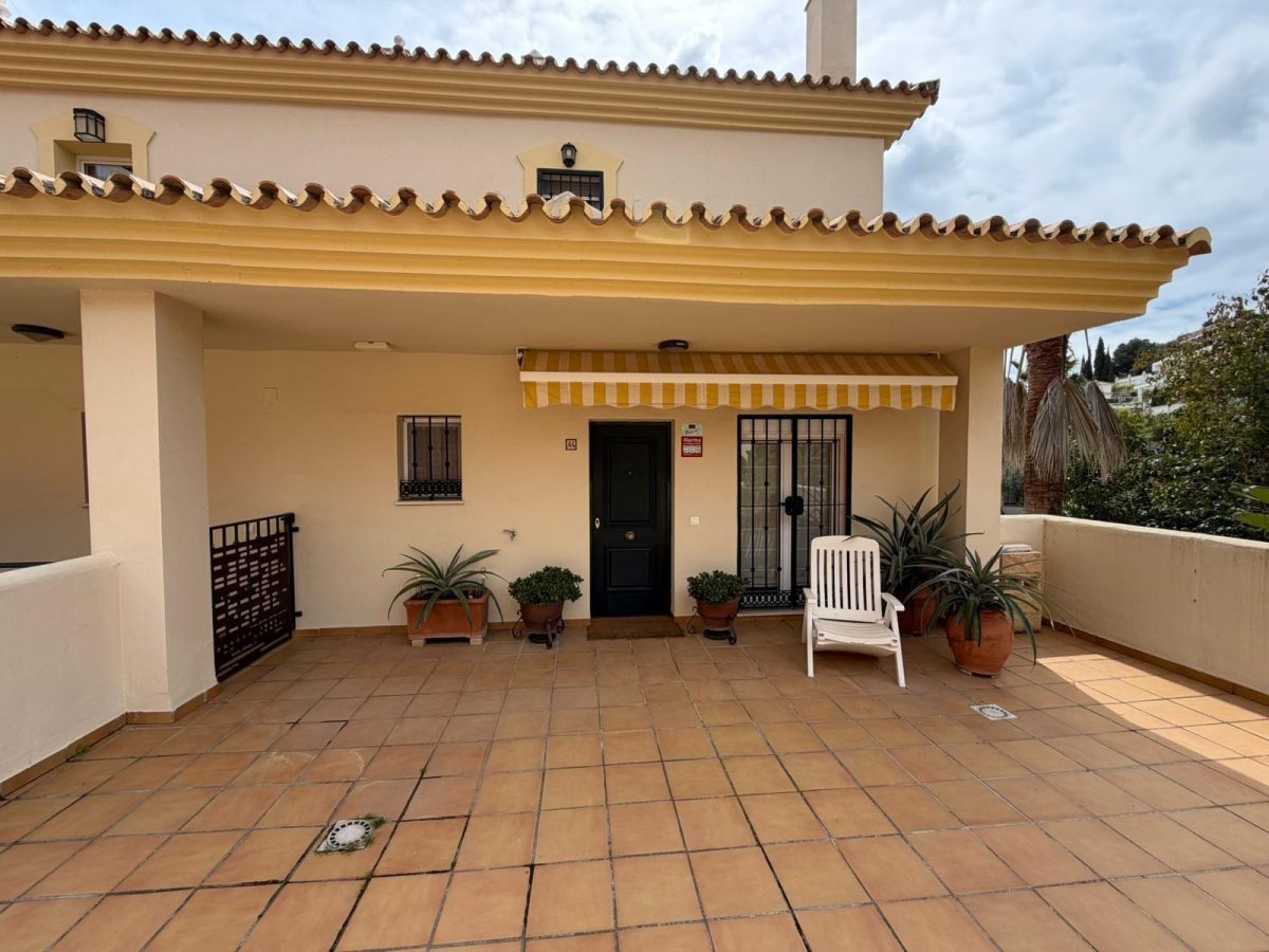 Dúplex en Elviria con Vistas al Mar | Terraza, Garaje y Mucha Luz | Costa del Sol — Foto 29