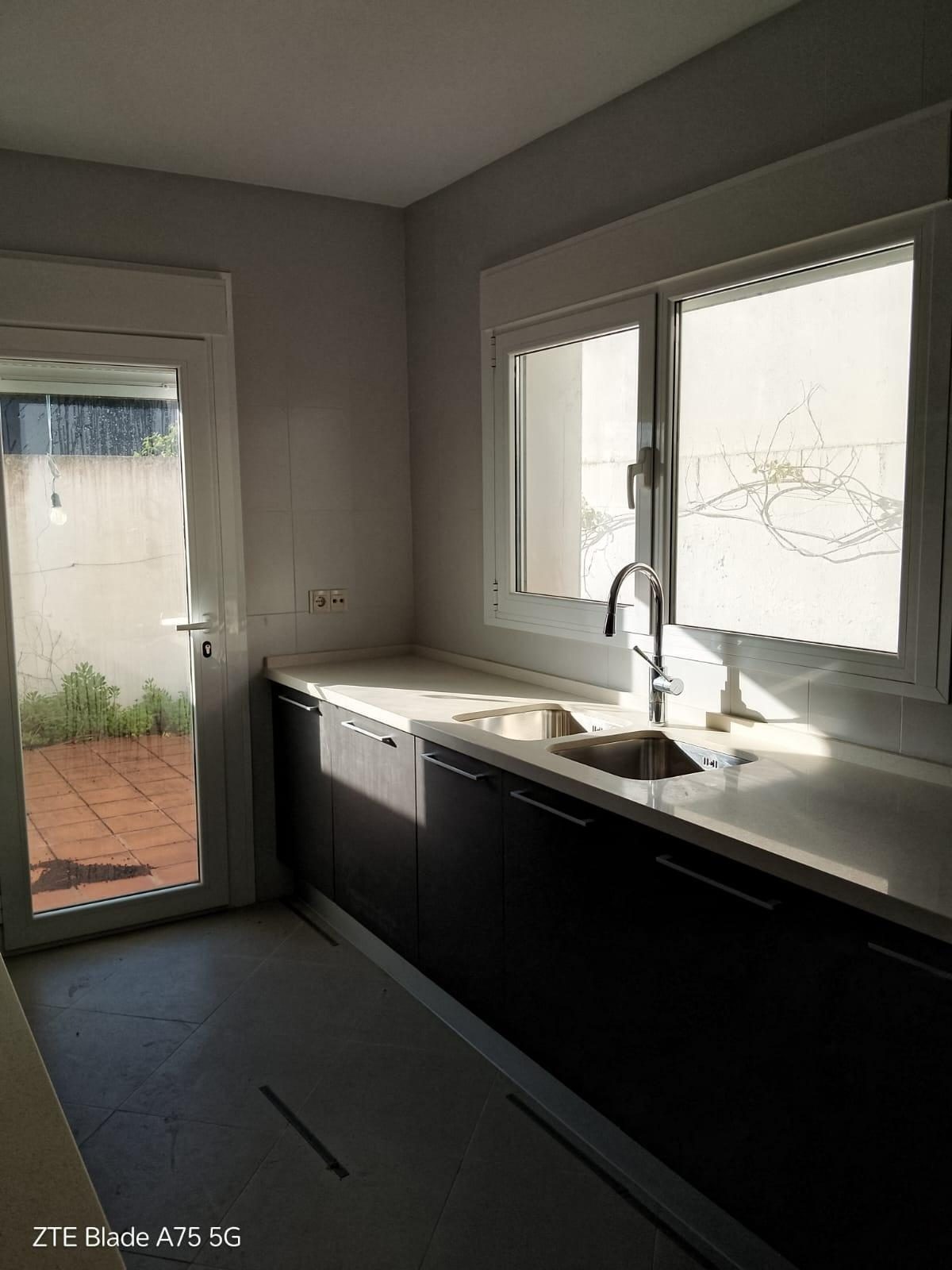 ¡Oportunidad única! 2 villas en la misma parcela – ¡ideal para inversión o familia grande! — Foto 8