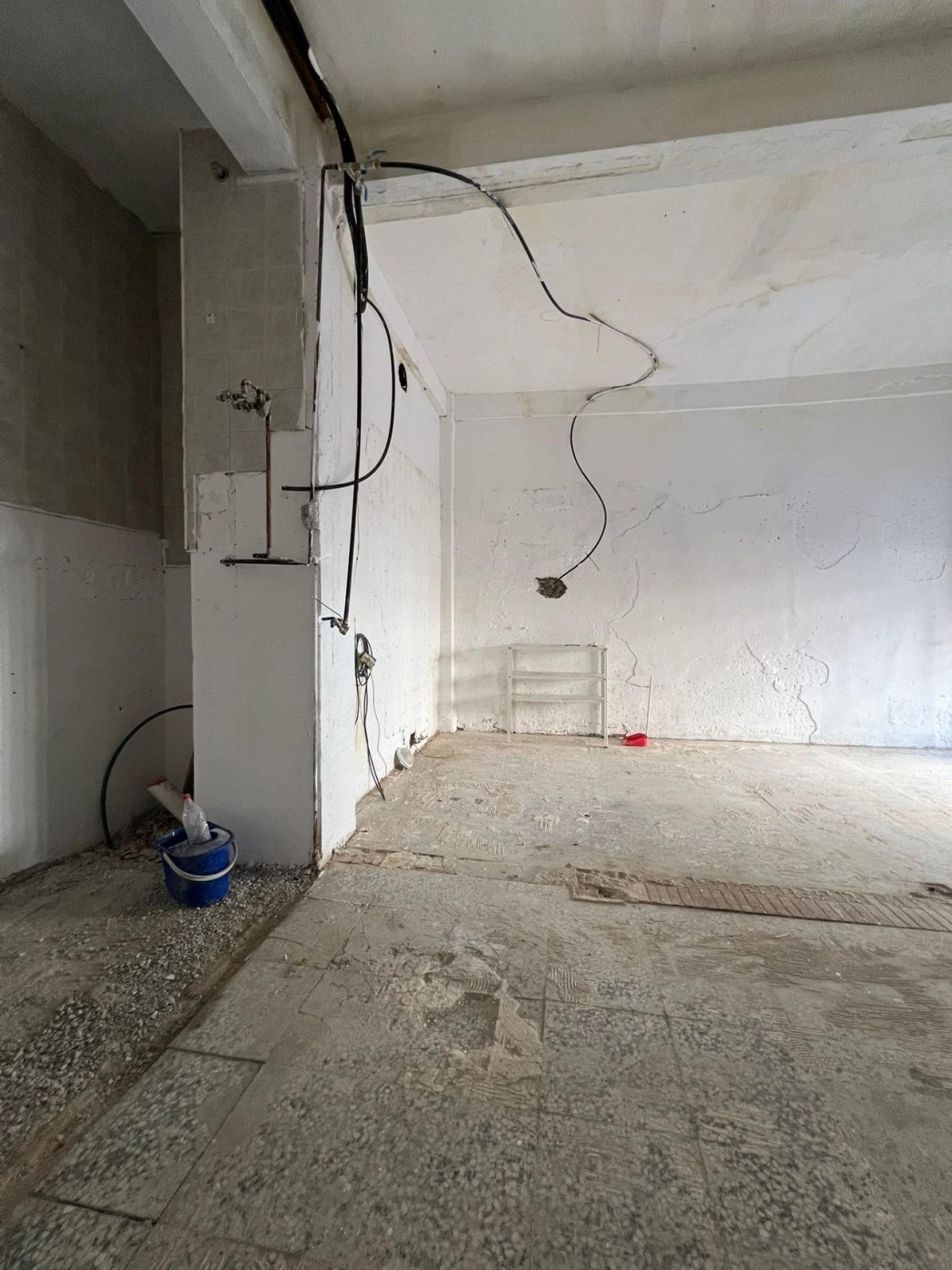 Oportunidad en Costa del Sol – Local comercial con salida de humos en venta o alquiler — Foto 4