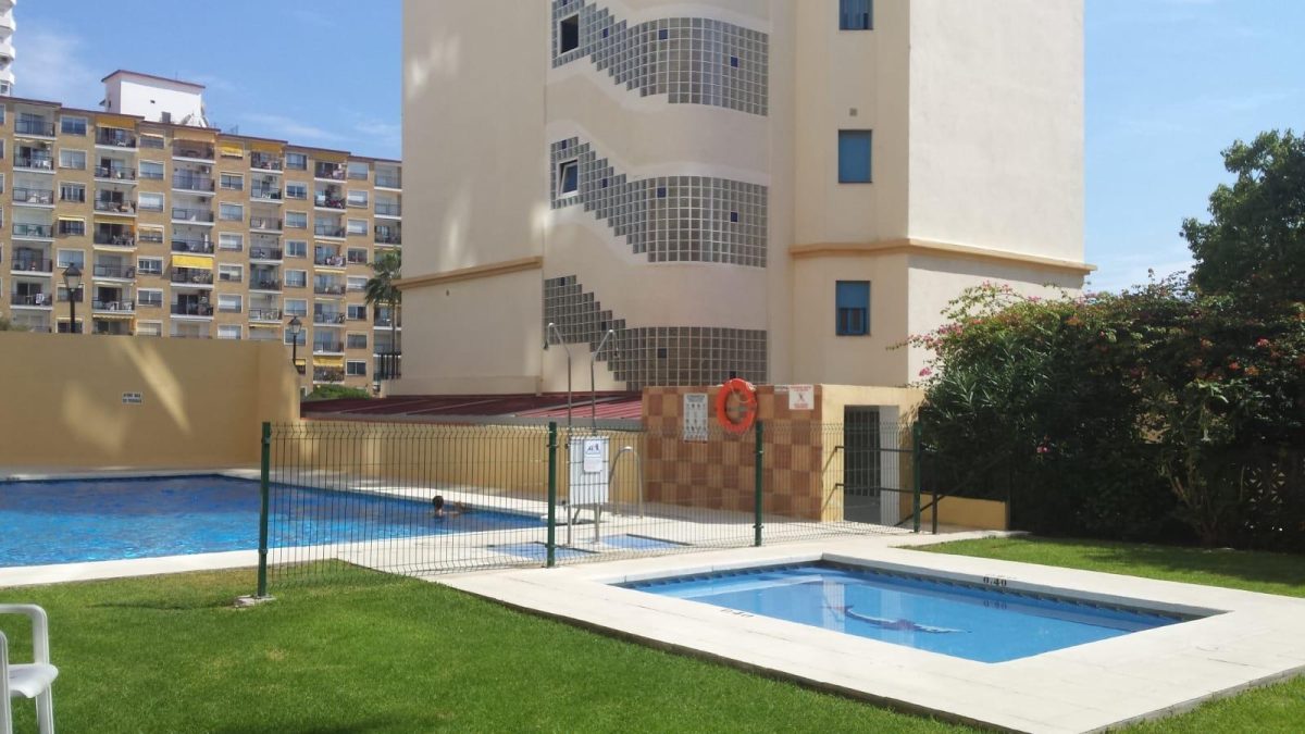 Estudio en alquiler de larga temporada – Los Boliches (Fuengirola) — Foto 1