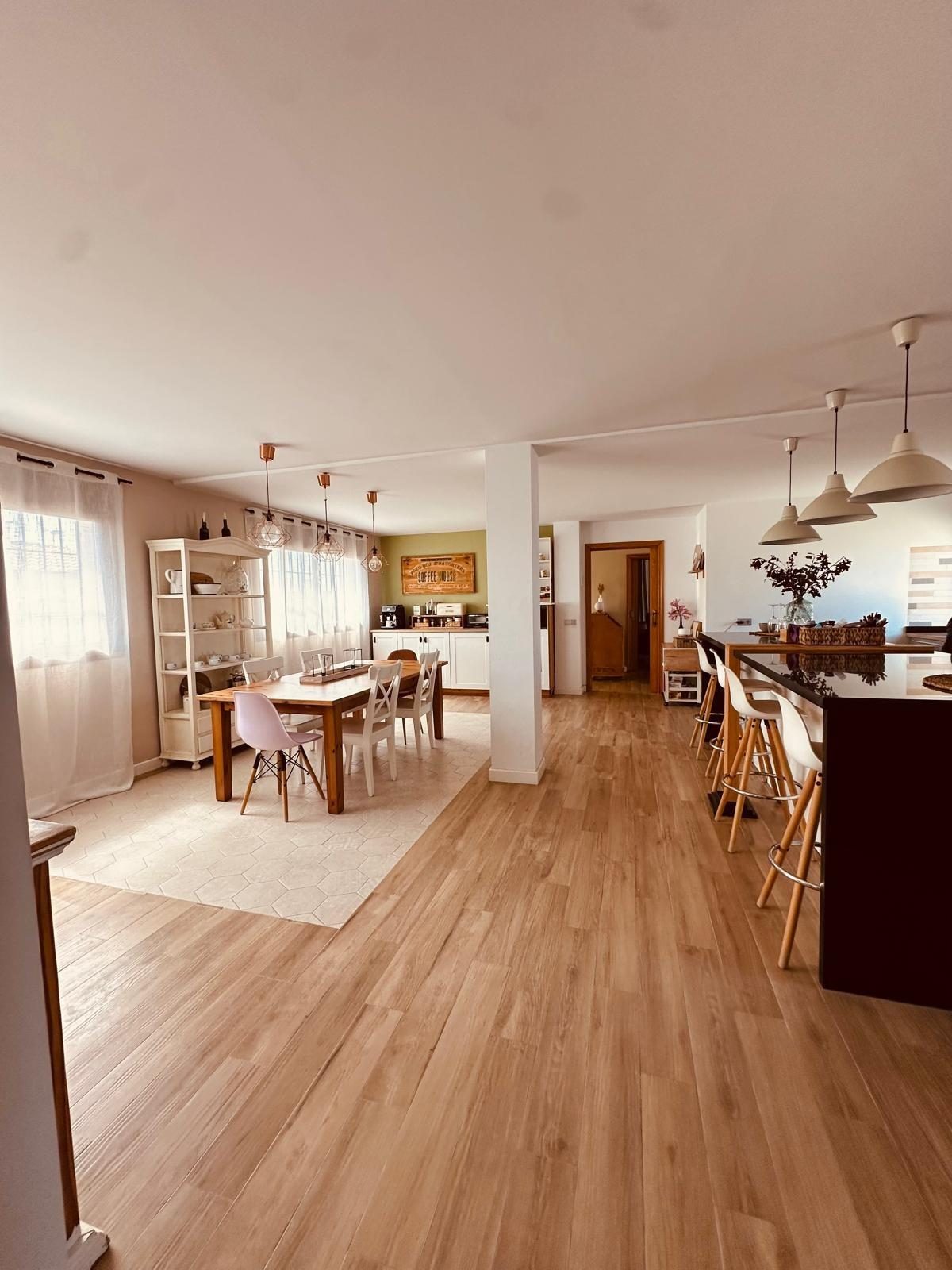 Espectacular villa a la venta – ¡Ideal para familias! — Foto 12