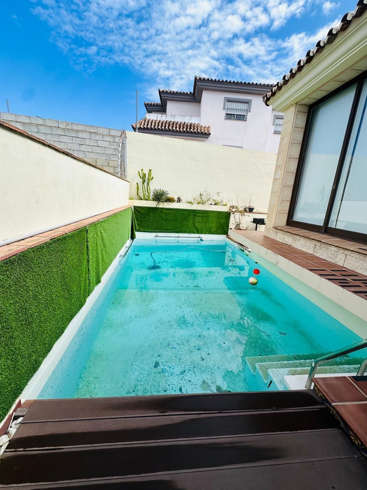 Espectacular villa a la venta – ¡Ideal para familias! — Foto 4