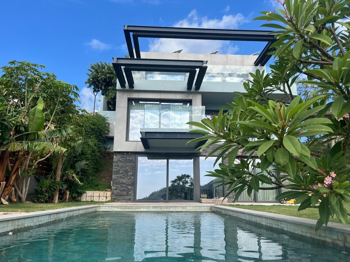 Exclusiva Villa de Lujo en Mijas – Sostenibilidad y Elegancia en Perfecta Armonía — Foto 2