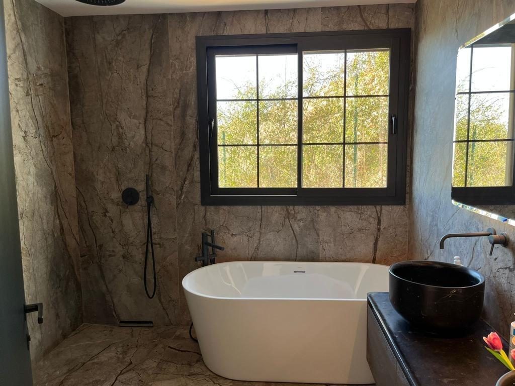 Exclusiva Villa de Lujo en Mijas – Sostenibilidad y Elegancia en Perfecta Armonía — Foto 25