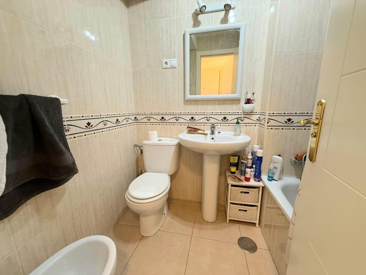 🌴 Apartamento en venta en Fuengirola – Costa del Sol, listo para entrar a vivir 🌴 — Foto 9