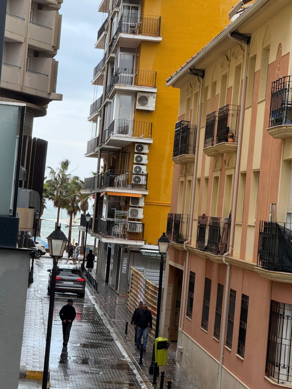 🌴 Apartamento en venta en Fuengirola – Costa del Sol, listo para entrar a vivir 🌴 — Foto 2