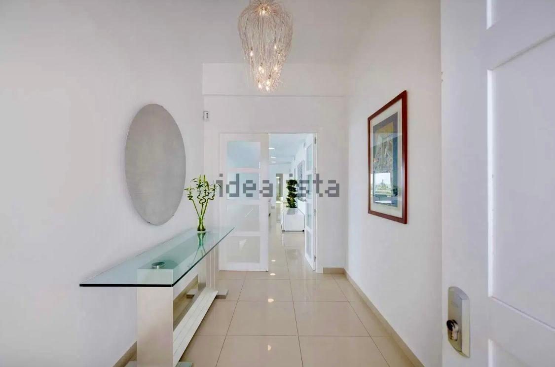 Villa de lujo en la Costa del Sol con piscina infinity interior y vistas al mar en Benalmádena — Foto 19