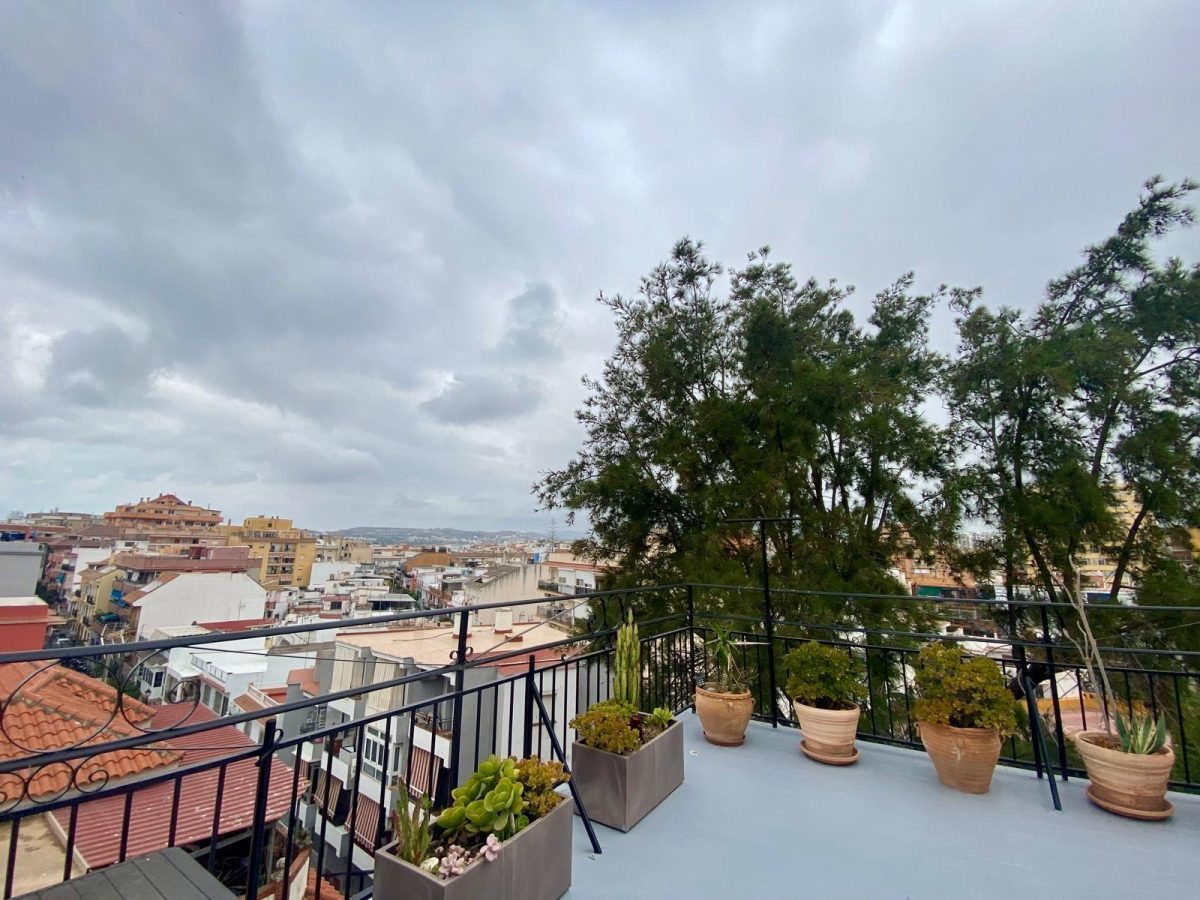 Ático luminoso con gran terraza en Fuengirola 5ª Planta sin ascensor — Foto 12