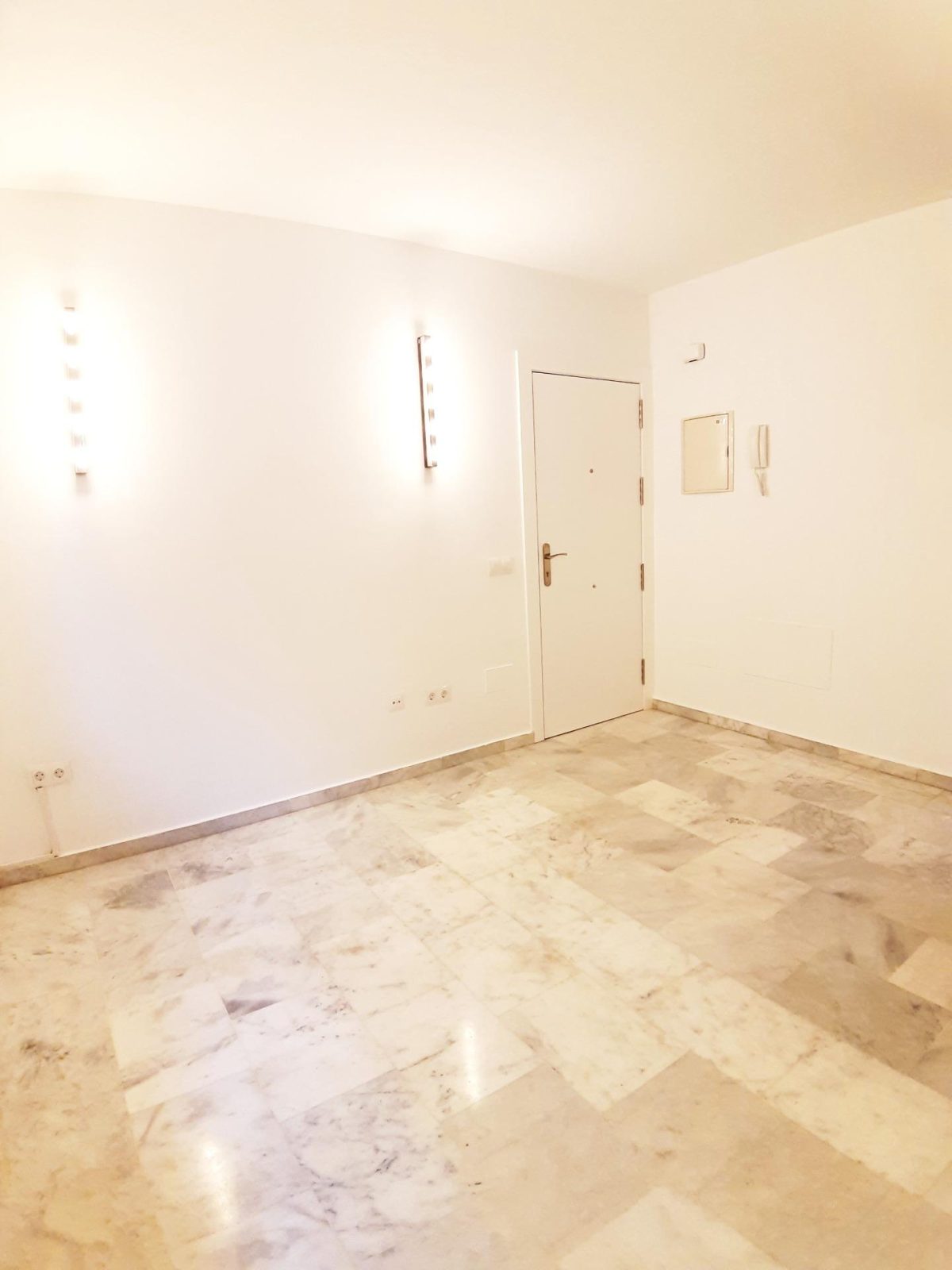 Oportunidad única en Las Lagunas de Mijas , trastero incluido. — Foto 7