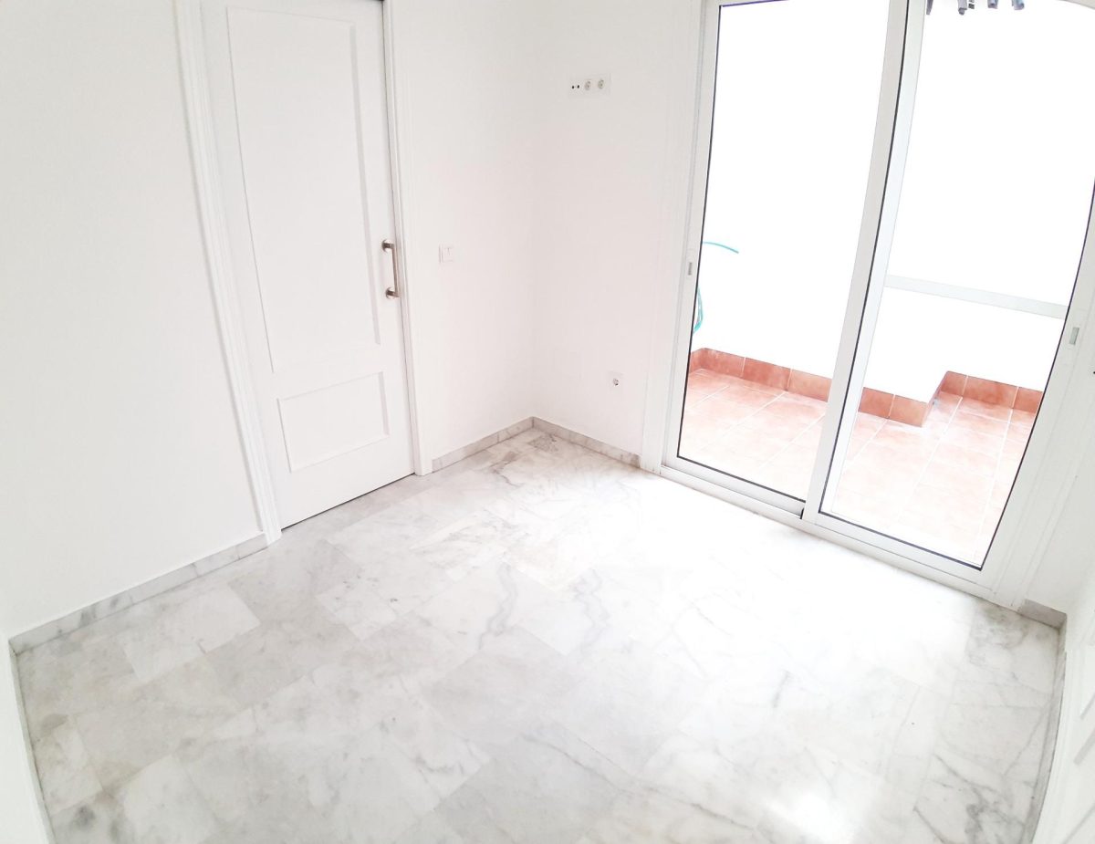 Oportunidad única en Las Lagunas de Mijas , trastero incluido. — Foto 9