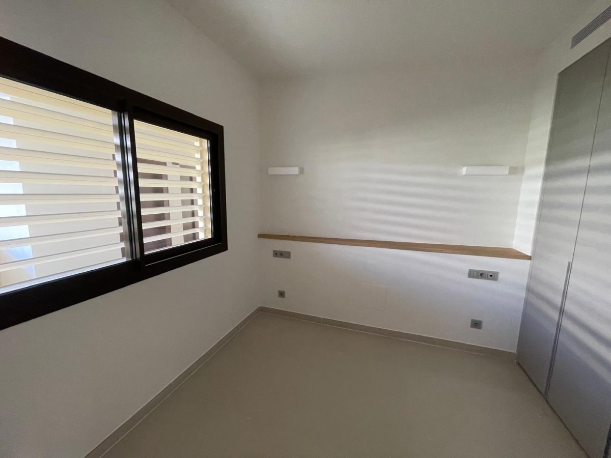 Vivienda Lista para Entrar en Entorno Exclusivo — Foto 21