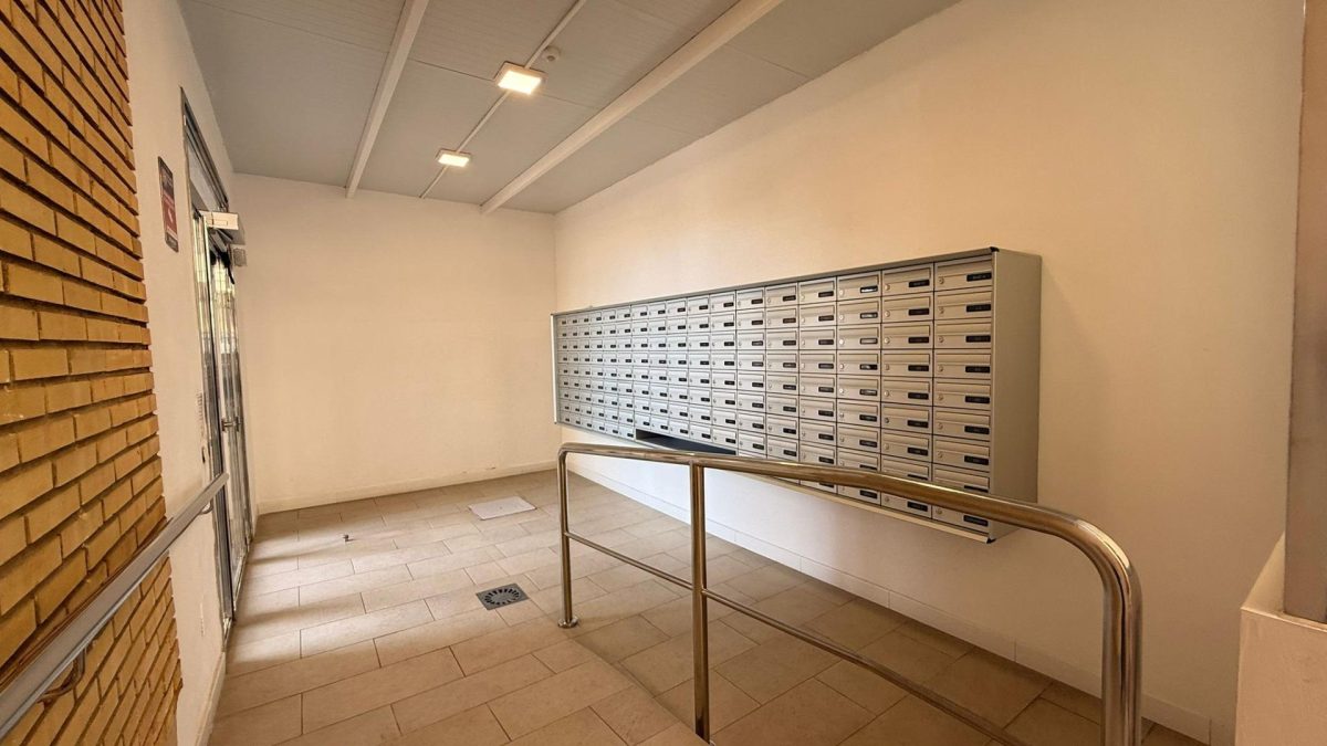 ¡Vive el Sueño Junto al Mar en Fuengirola! Apartamento de Ensueño en el Paseo Marítimo — Foto 30
