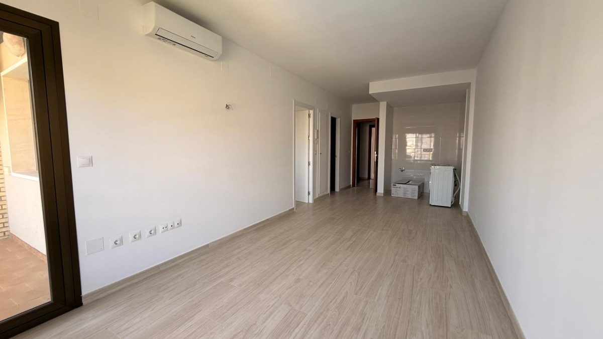 ¡Vive el Sueño Junto al Mar en Fuengirola! Apartamento de Ensueño en el Paseo Marítimo — Foto 4