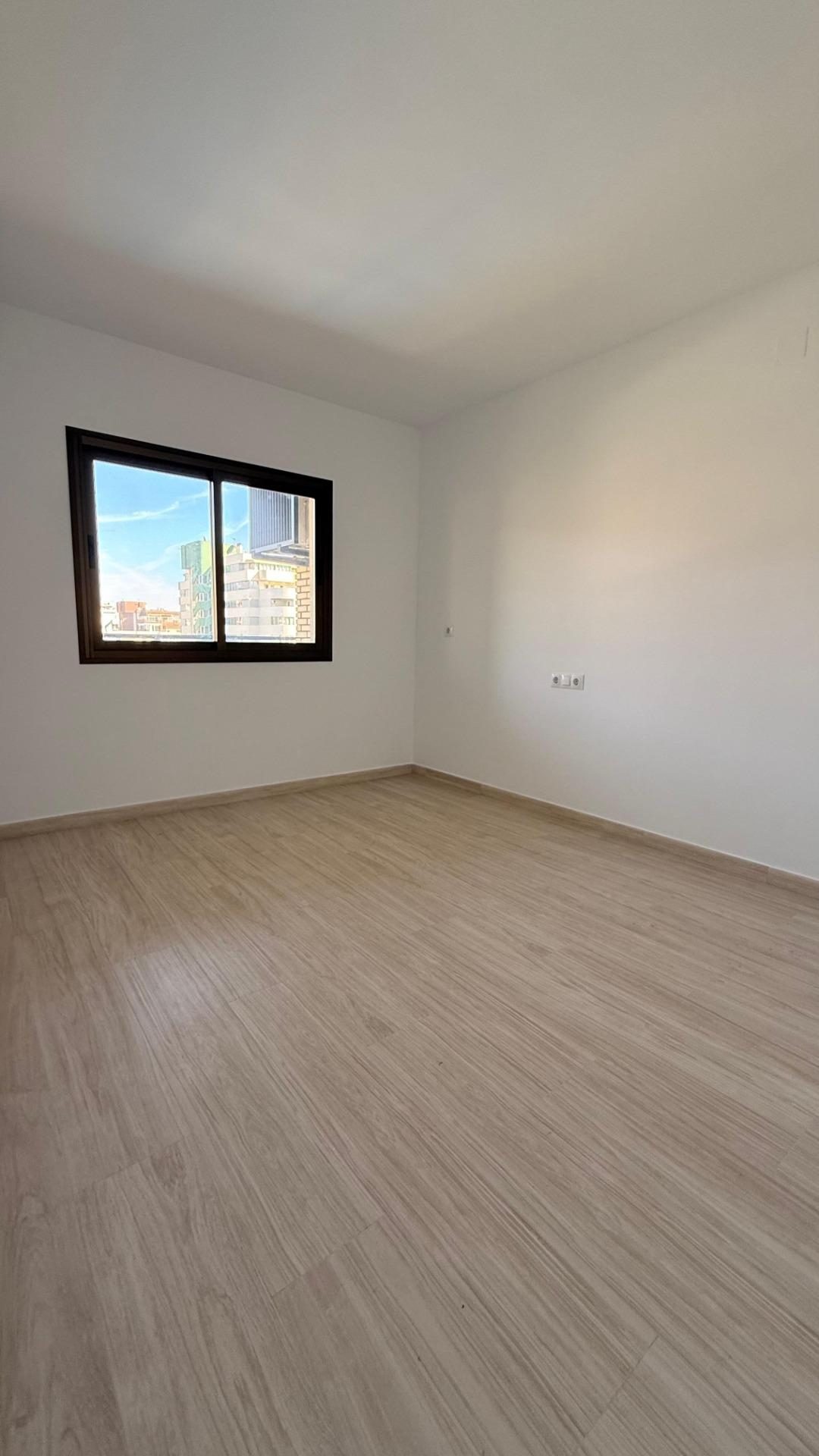 ¡Vive el Sueño Junto al Mar en Fuengirola! Apartamento de Ensueño en el Paseo Marítimo — Foto 24