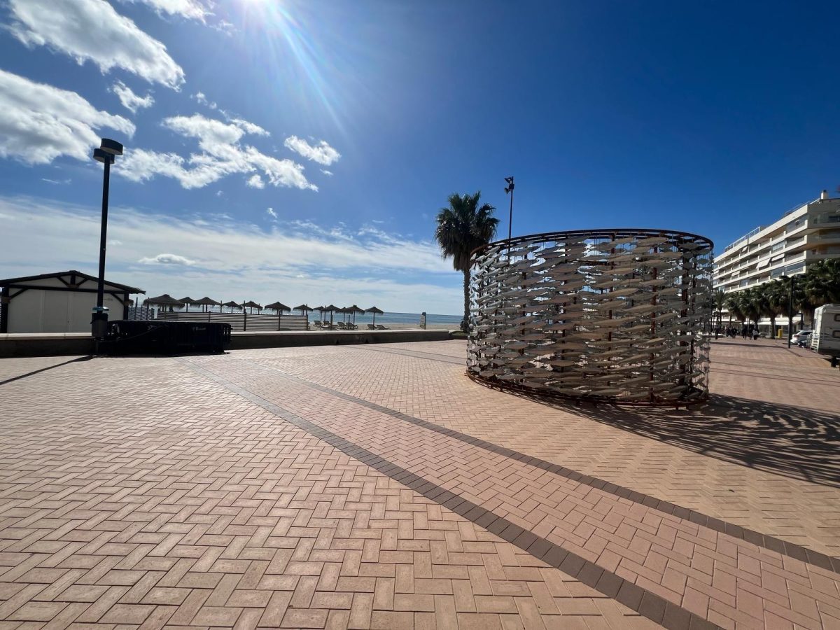¡Vive el Sueño Junto al Mar en Fuengirola! Apartamento de Ensueño en el Paseo Marítimo — Foto 10