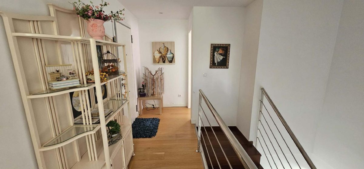 Villa moderna con vistas panorámicas en Torremuelle — Foto 21